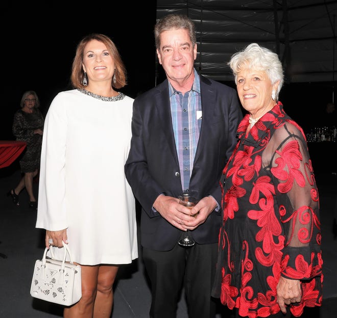 Marybeth Flynn (L), Jeff Peterson and Marlene Hauck are guests and supporters of the WBTT. The Westcoast Black Theatre Troupe’s 22nd Anniversary Gala was held on Saturday, December 4, 2021 at the Circus Arts Conservatory’s Sailor Circus Arena in Sarasota, Florida. The event titled “A Night at the Savoy” turned the arena into a replication of New York City’s famous Harlem public, no-discrimination ballroom, The Savoy, which was in operation from 1926 – 1958. WBTT uses funds for education, artist development and a mentoring program geared toward underserved young people.