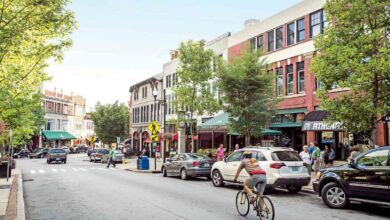 20 Walkable Towns For A Southern Girlfriend Getaway
