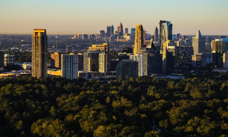 Analysis: When a White-majority neighborhood wants to divorce its Black city