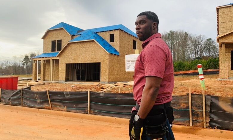 Barber-turned entrepreneur teaches people how to invest in real estate Barber-turned entrepreneur teaches people how to invest in real estate