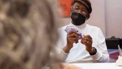 Black bridge players keep spotlight on game