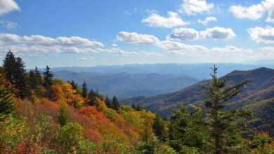 32 Charming Mountain Towns To Visit This Fall