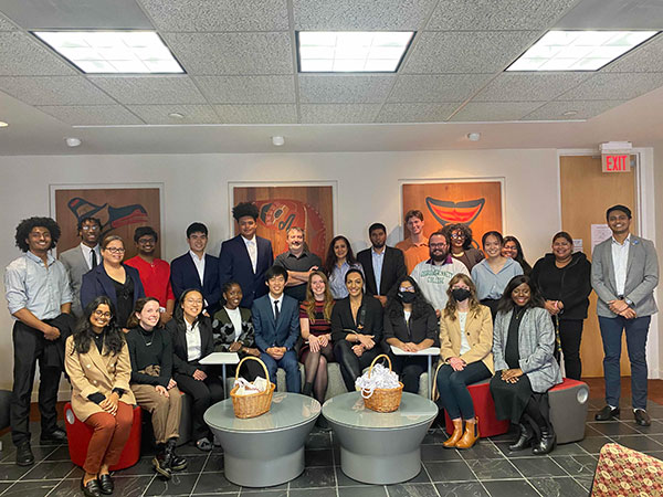 Kennesaw State collaborates on community projects to address global issues at the local level Kennesaw State collaborates on community projects to address global issues at the local level