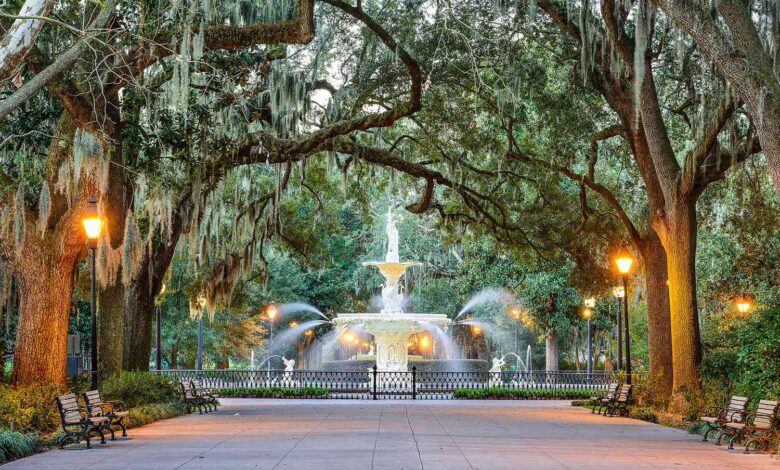 Best Southern Destinations For A Mother-Daughter Weekend
