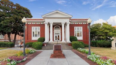 These Small Towns in Georgia Have the Best Historic Districts