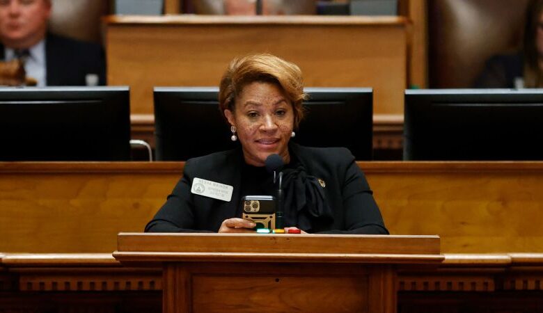 Georgia state lawmaker switches from Democrat to Republican