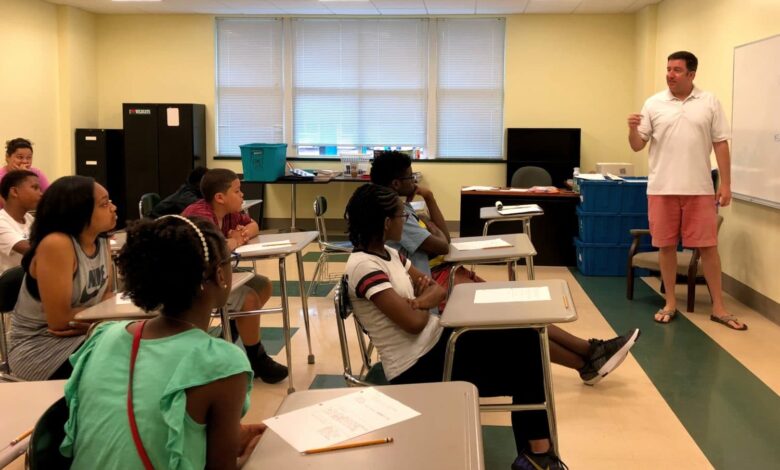 Buckhead nonprofit helps prepare low-income students for college