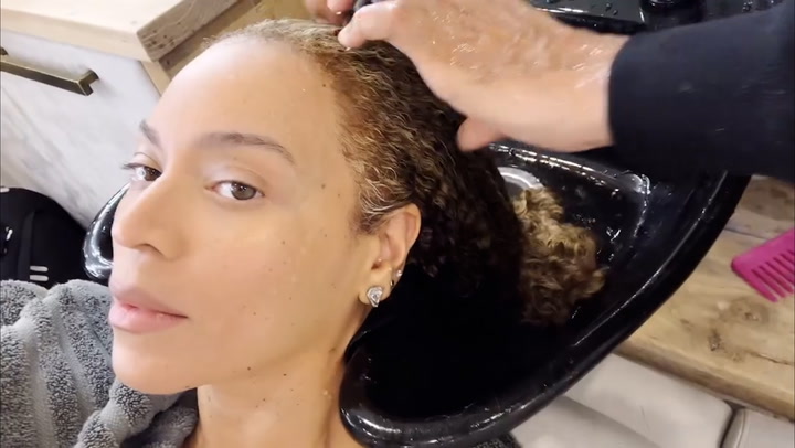 Beyoncé shares rare glimpse of natural hair as she shares style tips | Culture Beyoncé shares rare glimpse of natural hair as she shares style tips | Culture