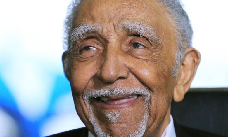 Know your Atlanta civil rights icons: Joseph Lowery