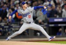 Freeman ties World Series record as Dodgers lead Yankees 3-0