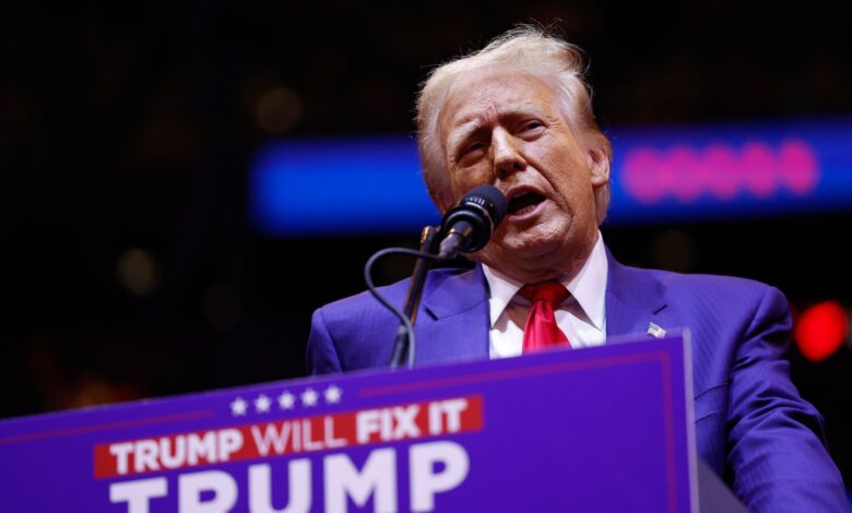 Controversy surrounds Trump’s violent and vulgar rally at MSG Controversy surrounds Trump’s violent and vulgar rally at MSG