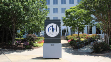 Atlanta Housing invites redevelopment proposals for 450 Hank Aaron Drive