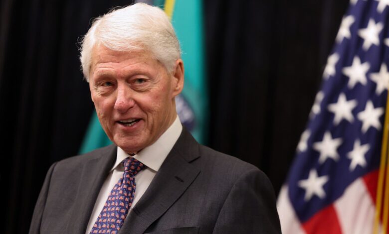 Bill Clinton discharged from hospital after flu treatment