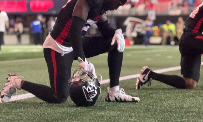 Falcons’ season ends with loss to Panthers, playoffs missed Falcons’ season ends with loss to Panthers, playoffs missed