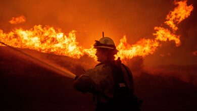 Wildfires continue to burn in Los Angeles County