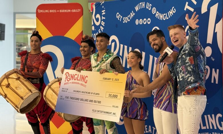 Ringling Bros. and Barnum & Bailey acrobats delight children at Children’s Healthcare of Atlanta Ringling Bros. and Barnum & Bailey acrobats delight children at Children’s Healthcare of Atlanta
