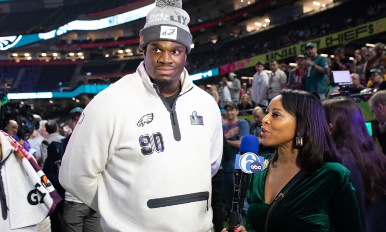 Philadelphia Eagles prepare for Super Bowl LIX with light workout