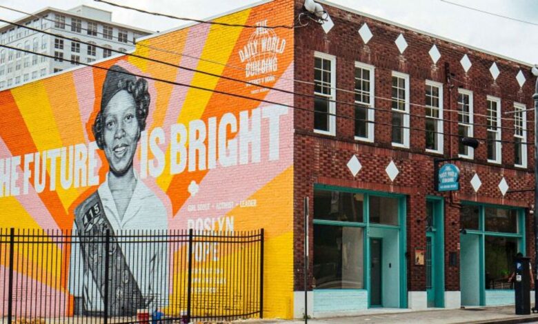 Girl Scouts mural joins Auburn Avenue’s gallery of Civil Rights icons Girl Scouts mural joins Auburn Avenue’s gallery of Civil Rights icons
